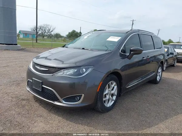 2C4RC1EG4HR727248 2017 CHRYSLER PACIFICA - Image 2