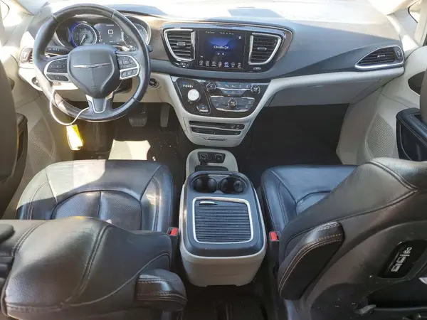 2C4RC1EG4HR734250 2017 CHRYSLER PACIFICA - Image 8