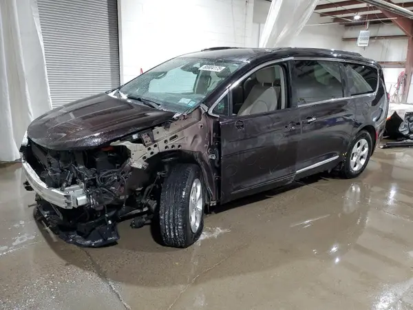 2C4RC1EG4HR759567 2017 CHRYSLER PACIFICA - Image 1