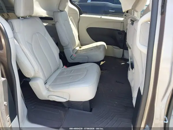 2C4RC1EG4HR771136 2017 CHRYSLER PACIFICA - Image 8