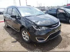 2C4RC1EG4HR778510 2017 CHRYSLER PACIFICA
