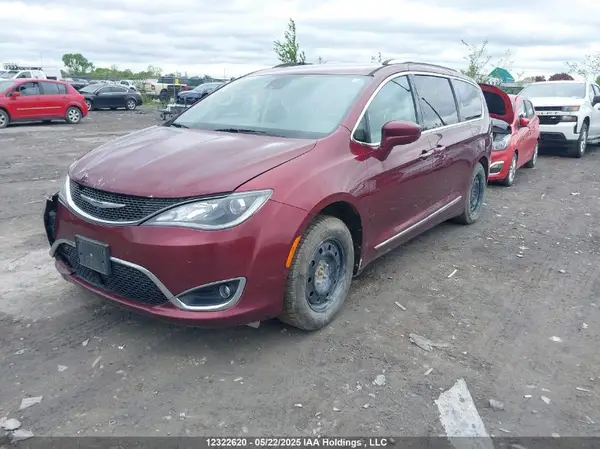 2C4RC1EG4HR779883 2017 CHRYSLER PACIFICA - Image 2