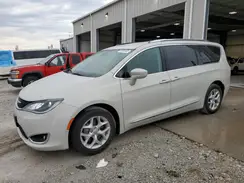 2C4RC1EG4HR796778 2017 CHRYSLER PACIFICA