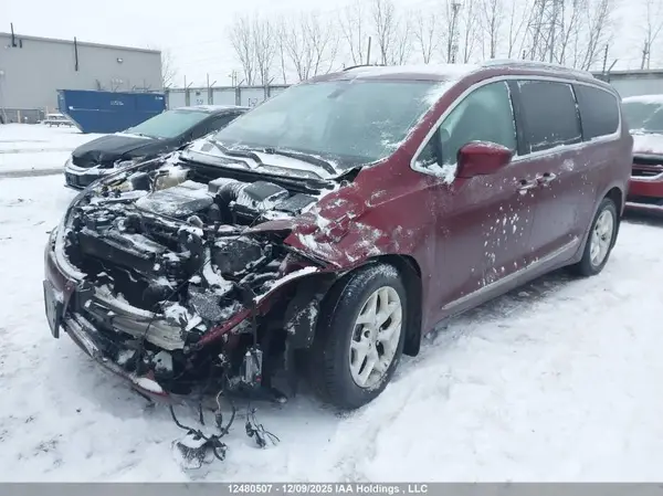 2C4RC1EG4HR797770 2017 CHRYSLER PACIFICA - Image 2