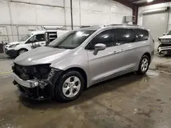 2C4RC1EG4HR811294 2017 CHRYSLER PACIFICA