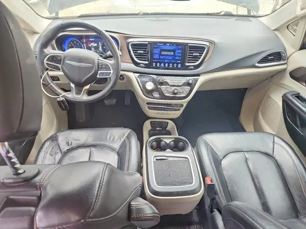 2C4RC1EG4HR811344 2017 CHRYSLER PACIFICA - Image 8