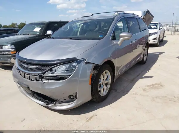 2C4RC1EG4HR832484 2017 CHRYSLER PACIFICA - Image 2