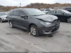 2C4RC1EG4JR121759 2018 CHRYSLER PACIFICA