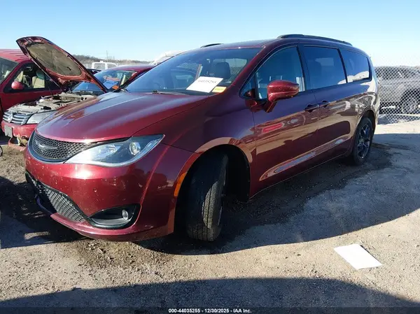 2C4RC1EG4JR182531 2018 CHRYSLER PACIFICA - Image 2