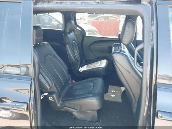 2C4RC1EG4JR204270 2018 CHRYSLER PACIFICA - Image 8