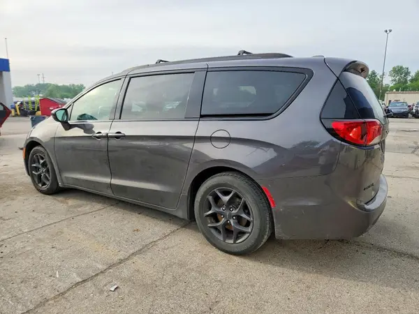 2C4RC1EG4JR227628 2018 CHRYSLER PACIFICA - Image 2