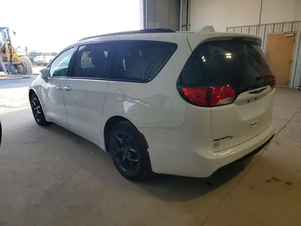 2C4RC1EG4JR235731 2018 CHRYSLER PACIFICA - Image 2