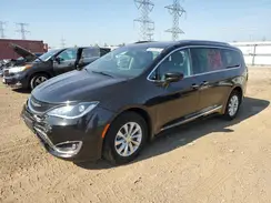 2C4RC1EG4JR236135 2018 CHRYSLER PACIFICA