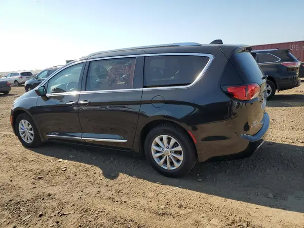2C4RC1EG4JR236135 2018 CHRYSLER PACIFICA - Image 2