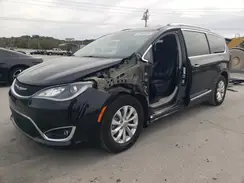 2C4RC1EG4JR252304 2018 CHRYSLER PACIFICA