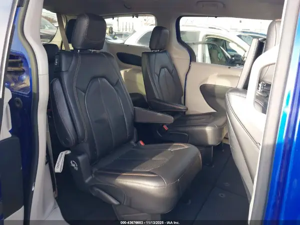 2C4RC1EG4JR257745 2018 CHRYSLER PACIFICA - Image 8