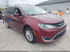 2C4RC1EG4JR289613 2018 CHRYSLER PACIFICA