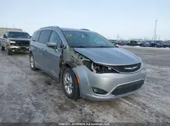 2C4RC1EG4JR290325 2018 CHRYSLER PACIFICA