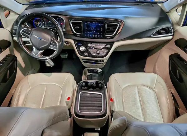 2C4RC1EG4JR294391 2018 CHRYSLER PACIFICA - Image 8