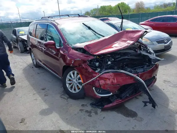 2C4RC1EG4JR306233 2018 CHRYSLER PACIFICA - Image 1