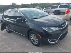 2C4RC1EG4JR315367 2018 CHRYSLER PACIFICA