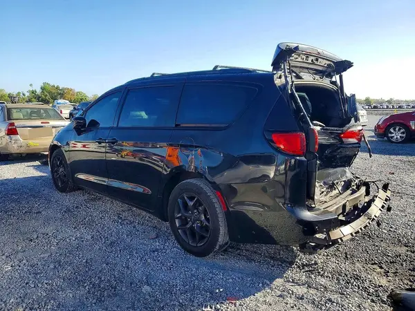 2C4RC1EG4JR334016 2018 CHRYSLER PACIFICA - Image 2
