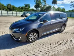 2C4RC1EG4JR352404 2018 CHRYSLER PACIFICA
