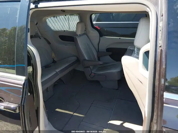 2C4RC1EG4JR353990 2018 CHRYSLER PACIFICA - Image 8
