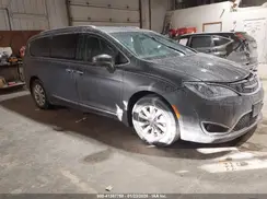 2C4RC1EG4JR356324 2018 CHRYSLER PACIFICA