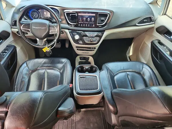 2C4RC1EG4KR597995 2019 CHRYSLER PACIFICA - Image 8