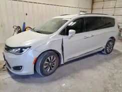2C4RC1EG4KR715155 2019 CHRYSLER PACIFICA
