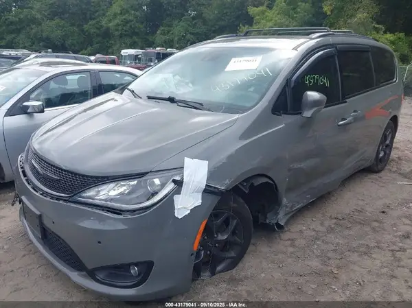 2C4RC1EG4LR135311 2020 CHRYSLER PACIFICA - Image 2