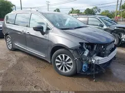 2C4RC1EG4LR146356 2020 CHRYSLER PACIFICA