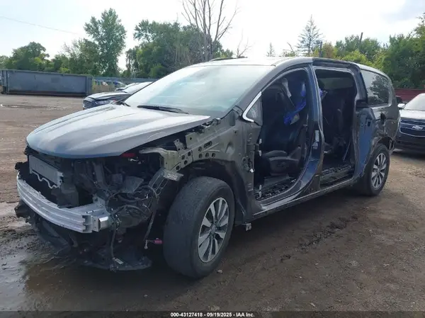 2C4RC1EG4LR146356 2020 CHRYSLER PACIFICA - Image 2