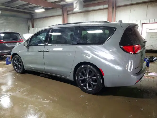 2C4RC1EG4LR149743 2020 CHRYSLER PACIFICA - Image 2