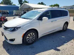 2C4RC1EG4LR172858 2020 CHRYSLER PACIFICA