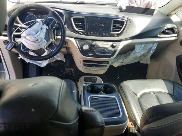 2C4RC1EG4LR172858 2020 CHRYSLER PACIFICA - Image 8