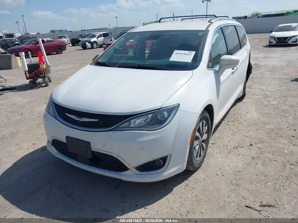 2C4RC1EG4LR273057 2020 CHRYSLER PACIFICA - Image 2