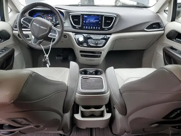 2C4RC1EG5HR500957 2017 CHRYSLER PACIFICA - Image 8