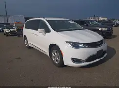 2C4RC1EG5HR510517 2017 CHRYSLER PACIFICA