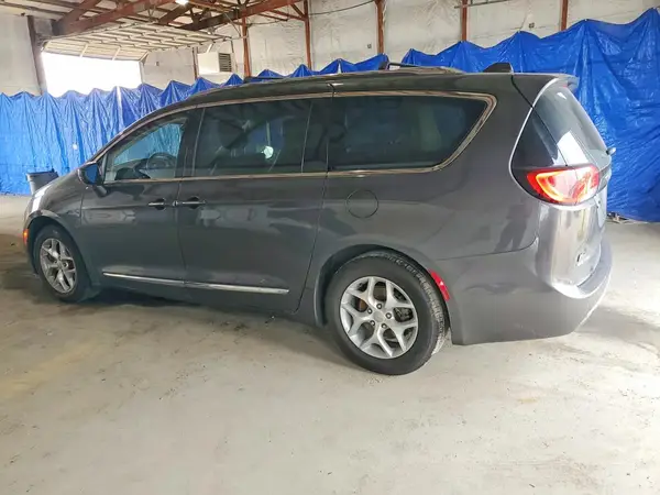 2C4RC1EG5HR524966 2017 CHRYSLER PACIFICA - Image 2