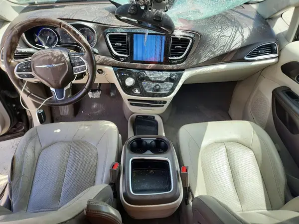 2C4RC1EG5HR525583 2017 CHRYSLER PACIFICA - Image 8