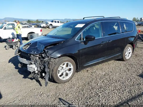 2C4RC1EG5HR531402 2017 CHRYSLER PACIFICA - Image 2