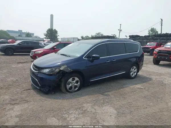2C4RC1EG5HR531416 2017 CHRYSLER PACIFICA - Image 2