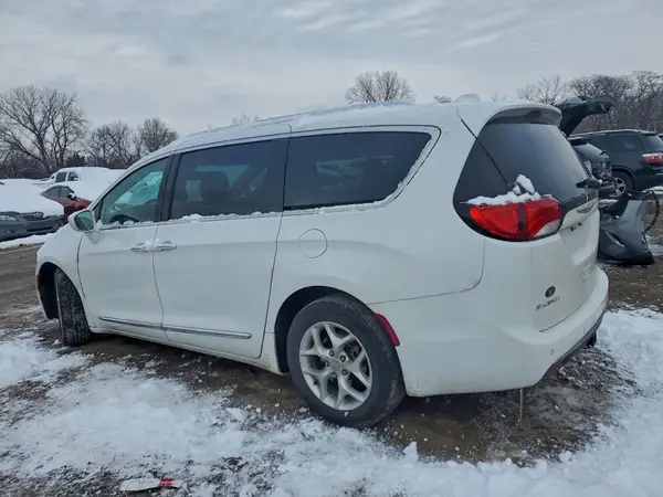 2C4RC1EG5HR541928 2017 CHRYSLER PACIFICA - Image 2