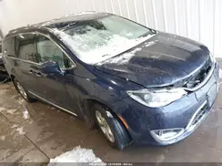 2C4RC1EG5HR599487 2017 CHRYSLER PACIFICA