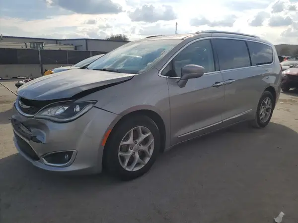 2C4RC1EG5HR614473 2017 CHRYSLER PACIFICA - Image 1