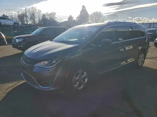 2C4RC1EG5HR622749 2017 CHRYSLER PACIFICA