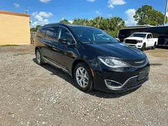 2C4RC1EG5HR622752 2017 CHRYSLER PACIFICA