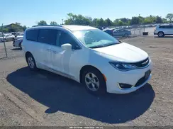 2C4RC1EG5HR643987 2017 CHRYSLER PACIFICA